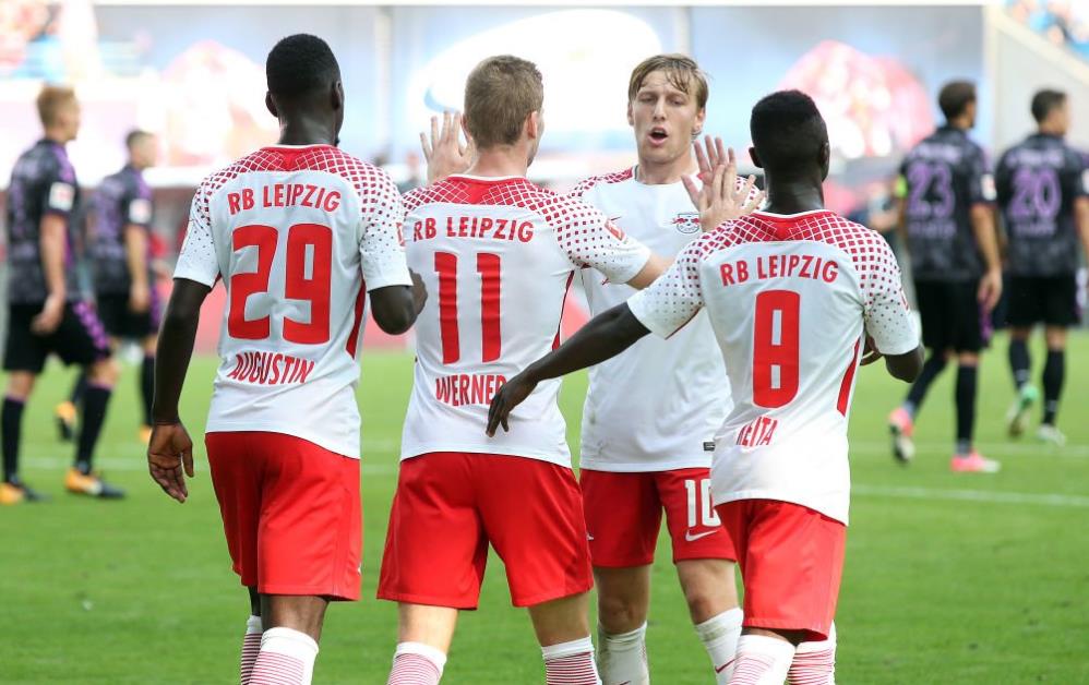 面对对手的 面对对手的